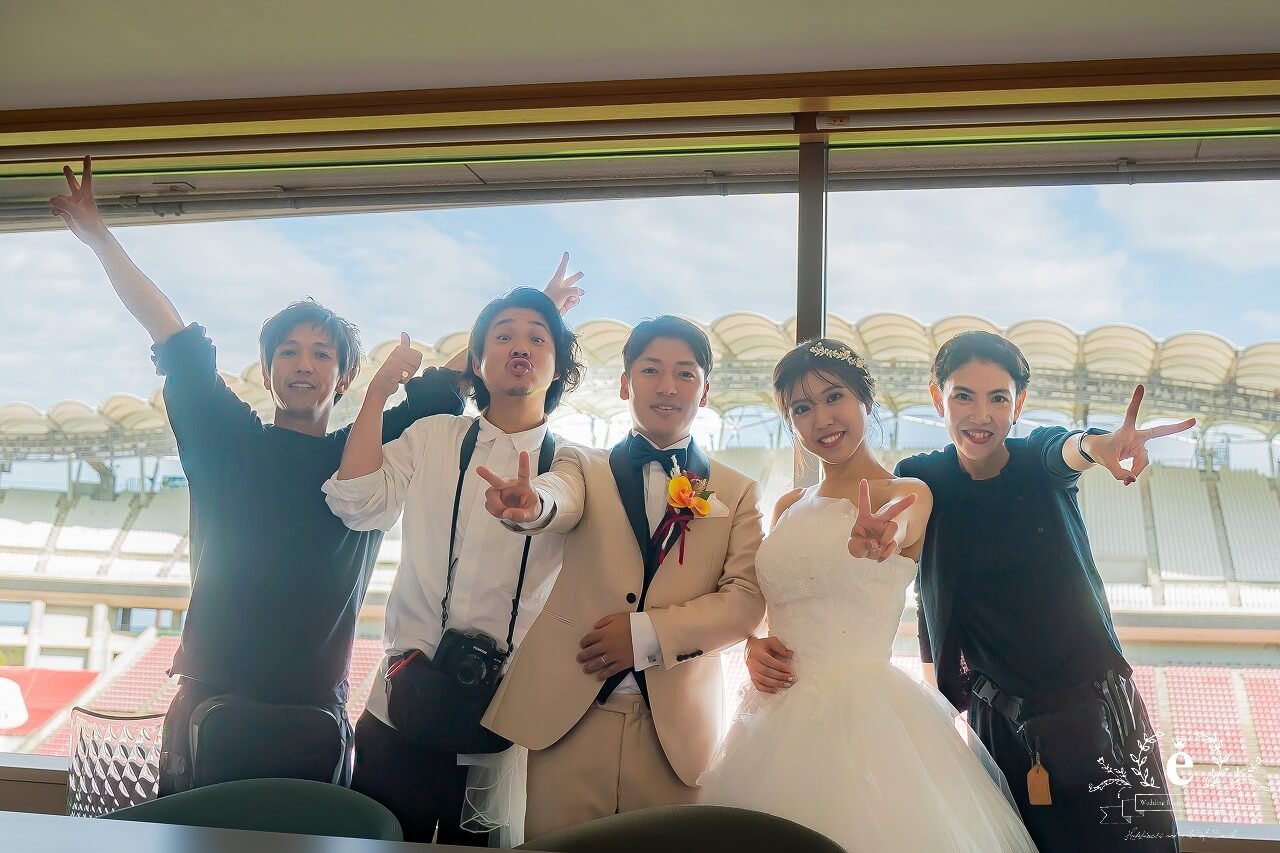 カシマサッカースタジアム 鹿島サッカースタジアム 挙式 結婚式 写真 ウェディング サッカー 趣味 アントラーズ ウェディングフォト ユニフォーム 水戸エクラ エクラ