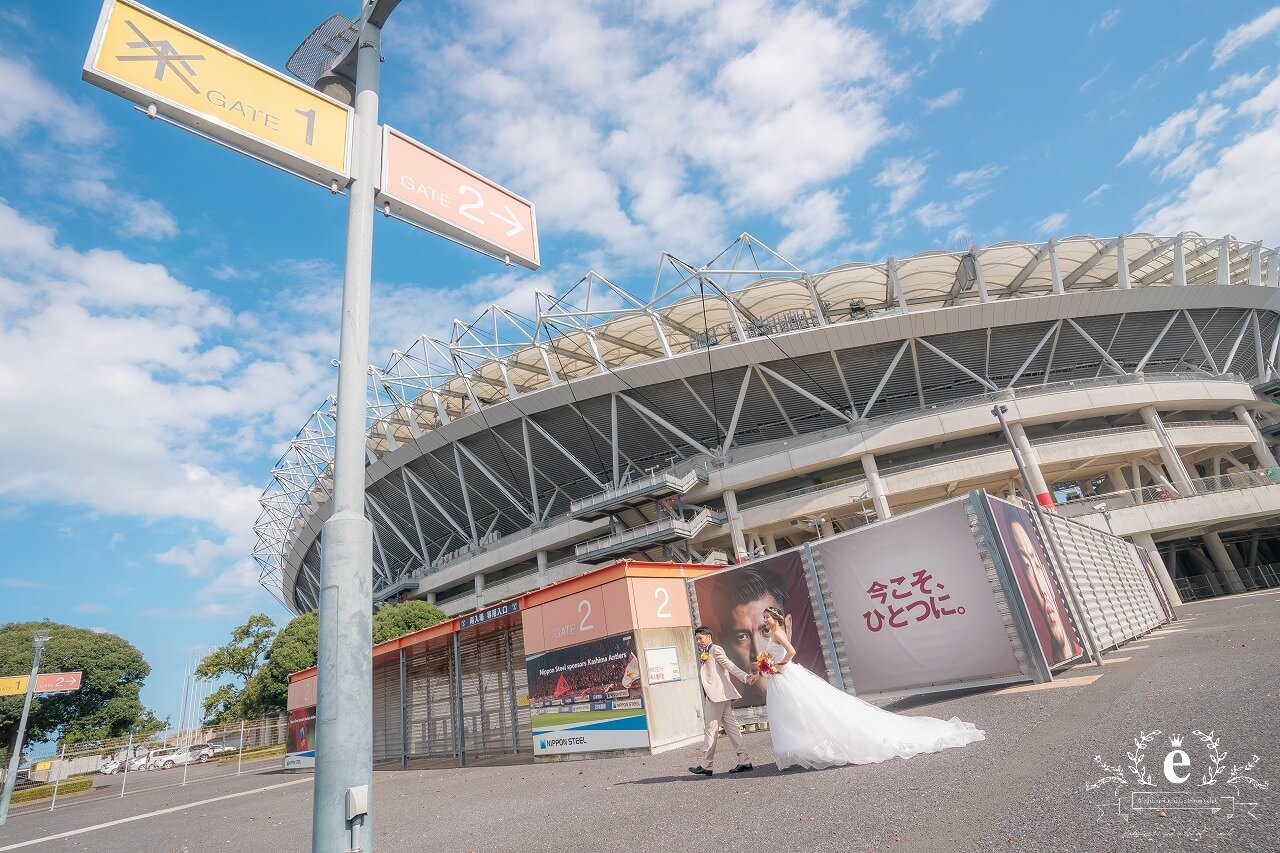 カシマサッカースタジアム 鹿島サッカースタジアム 挙式 結婚式 写真 ウェディング サッカー 趣味 アントラーズ ウェディングフォト ユニフォーム 水戸エクラ エクラ