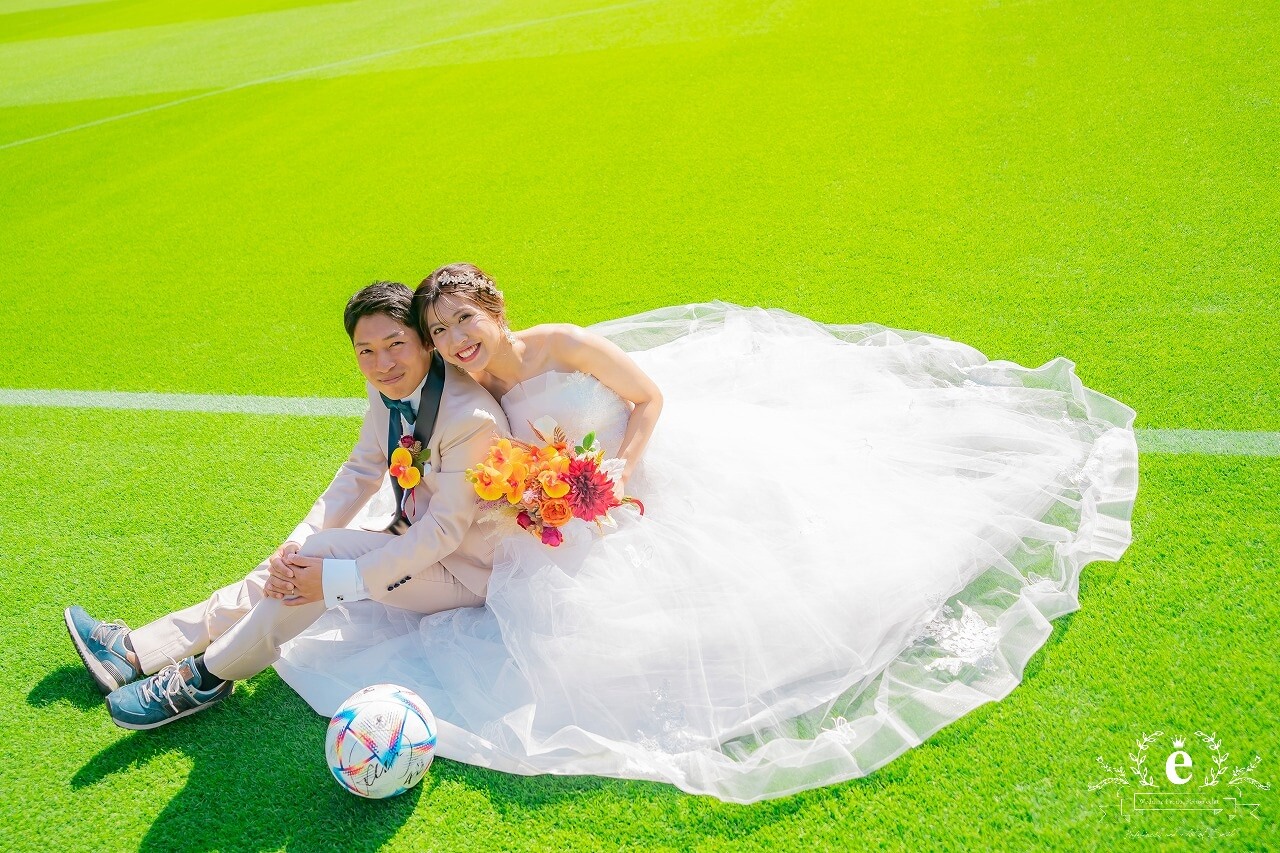 カシマサッカースタジアム 鹿島サッカースタジアム 挙式 結婚式 写真 ウェディング サッカー 趣味 アントラーズ ウェディングフォト ユニフォーム 水戸エクラ エクラ