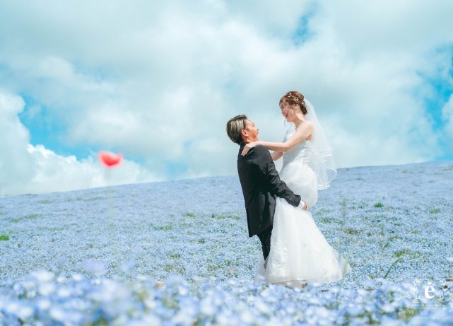 ネモフィラ ネモフィラ前撮り ネモフィラフォト婚 ひたち海浜公園 菜の花 チューリップ 草原 青空 遊園地 自然 広場 家族 子ども フォトウェディング 水戸前撮り 茨城前撮り おしゃれ 上手 写真 スタジオ エクラ