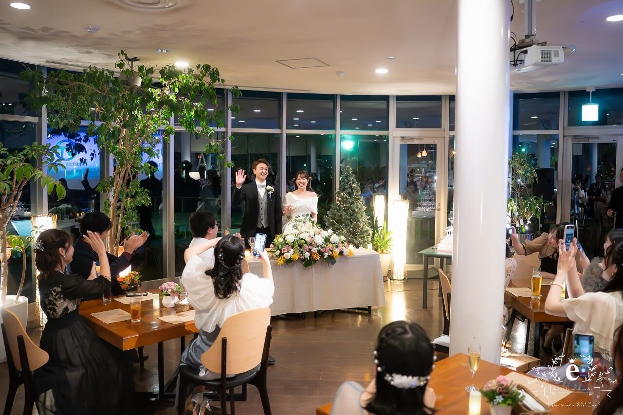 好文カフェ 千波湖 レストラン カフェ 水戸ウェディングパーティー 1.5次会 カジュアル ブッフェ 友人 結婚式 持ち込み ナイトウェディング シャンパンタワー 水戸結婚式 アットホーム 自由 フォト 写真 おしゃれ エクラ プロデュース会社