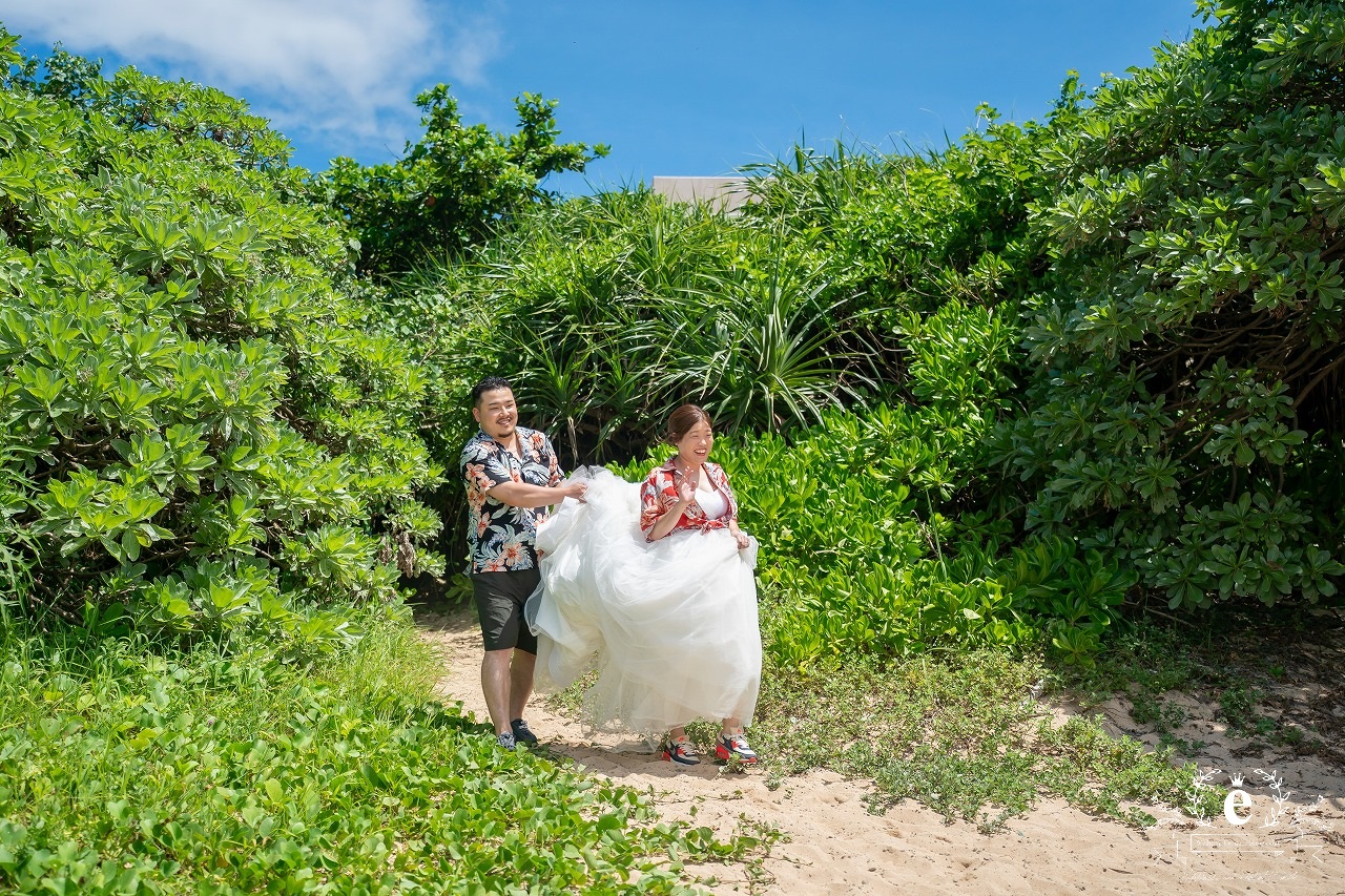 沖縄前撮り・沖縄フォトウェディング・沖縄ウェディングフォト・沖縄結婚式・熱田ビーチ・恩納村・沖縄・青い海・写真・おしゃれ・海・ビーチ・皿の上の自然・沖縄ウェディング・水戸・茨城・結婚式・前撮り・フォトウェディング・沖縄ロケ・水戸エクラ・エクラ