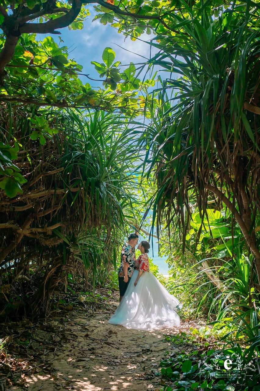 沖縄前撮り・沖縄フォトウェディング・沖縄ウェディングフォト・沖縄結婚式・熱田ビーチ・恩納村・沖縄・青い海・写真・おしゃれ・海・ビーチ・皿の上の自然・沖縄ウェディング・水戸・茨城・結婚式・前撮り・フォトウェディング・沖縄ロケ・水戸エクラ・エクラ