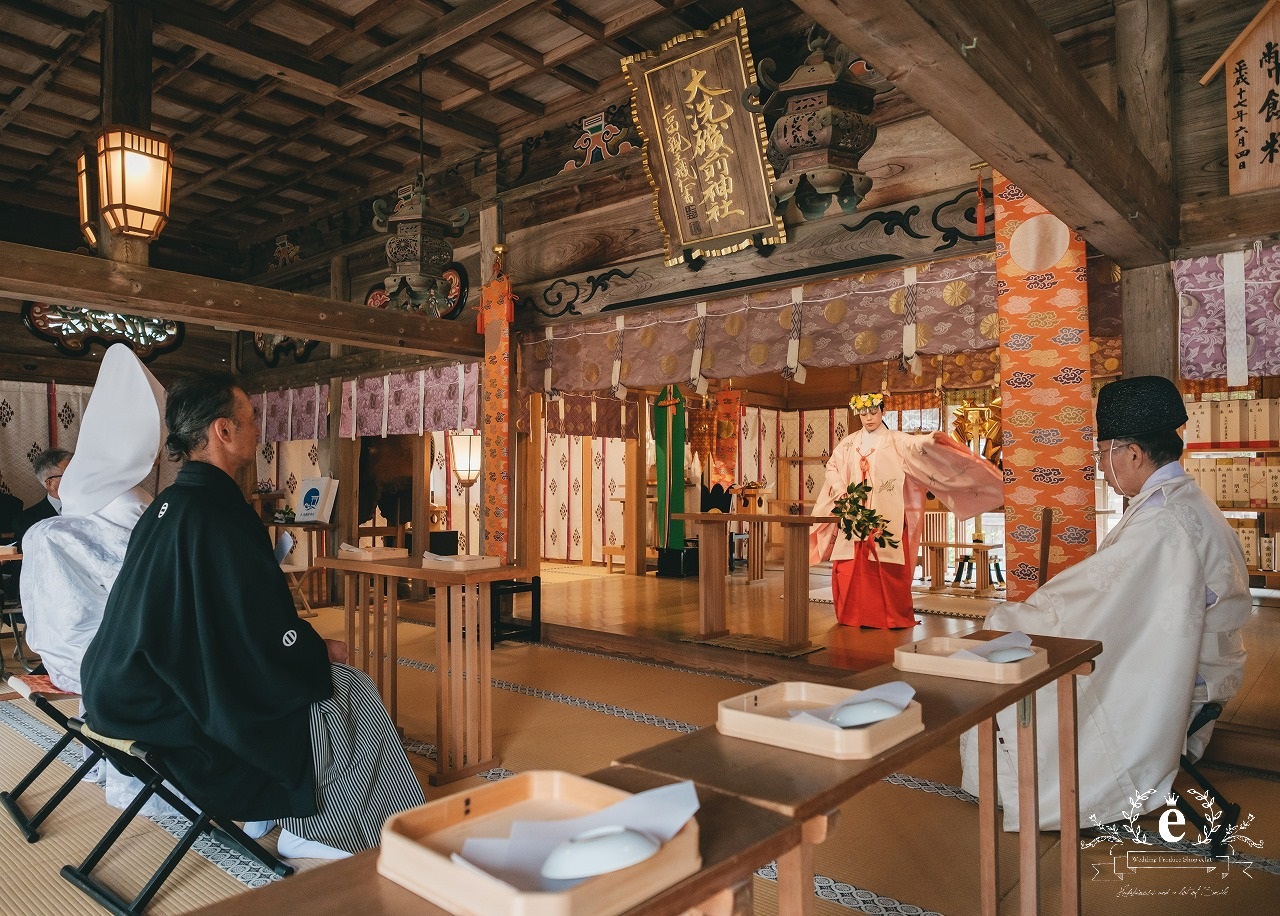 大洗磯前神社 大洗磯前神社結婚式 神前式 神社挙式 大洗 海の鳥居 海が見える神社 神磯の鳥居 茨城神前式 茨城神社挙式 自由な結婚式 色掛下 貼り紋 サーフィン エクラ 水戸