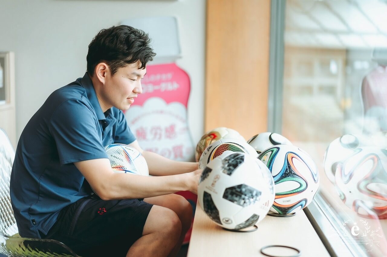 カシマサッカースタジアム カシマスタジアム カシマスタジアム前撮り スタジアム前撮り サッカー前撮り サッカーフォトウェディング ピッチ サッカー 茨城前撮り 茨城フォトウェディング スポーツ 趣味 自由 ユニフォーム 背番号 KASHIMA　鹿嶋市 エクラ スタジオ ロケ