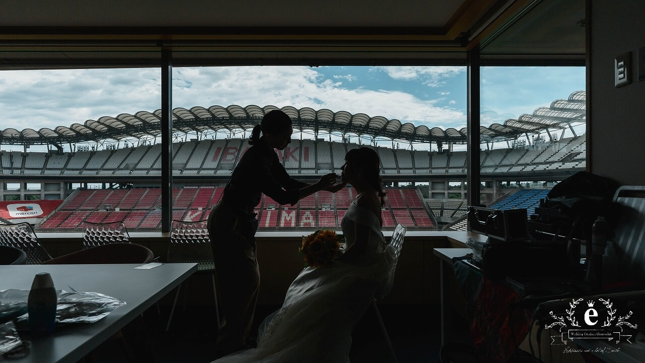 カシマサッカースタジアム カシマスタジアム カシマスタジアム前撮り スタジアム前撮り サッカー前撮り サッカーフォトウェディング ピッチ サッカー 茨城前撮り 茨城フォトウェディング スポーツ 趣味 自由 ユニフォーム 背番号 KASHIMA　鹿嶋市 エクラ スタジオ ロケ