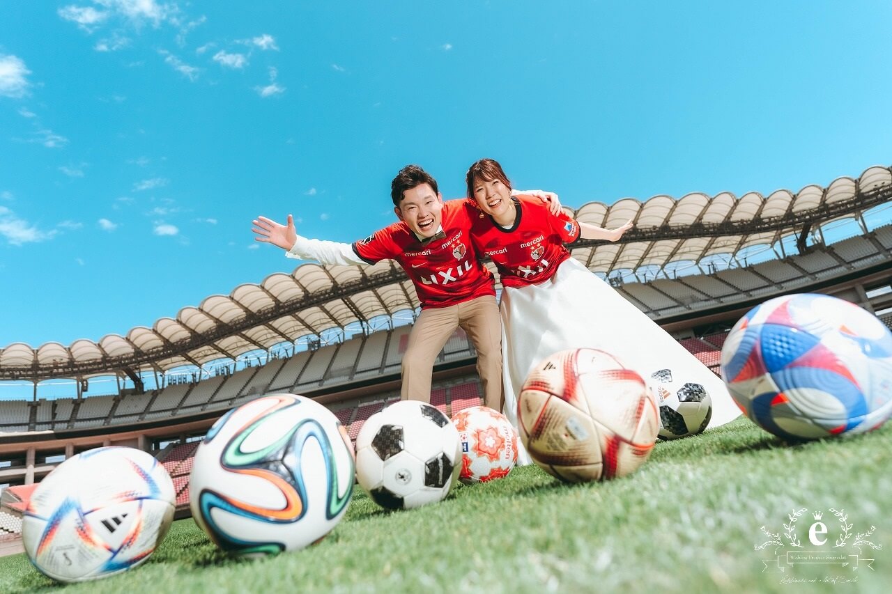 カシマサッカースタジアム カシマスタジアム カシマスタジアム前撮り スタジアム前撮り サッカー前撮り サッカーフォトウェディング ピッチ サッカー 茨城前撮り 茨城フォトウェディング スポーツ 趣味 自由 ユニフォーム 背番号 KASHIMA　鹿嶋市 エクラ スタジオ ロケ