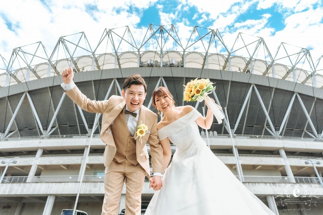 カシマサッカースタジアム カシマスタジアム カシマスタジアム前撮り スタジアム前撮り サッカー前撮り サッカーフォトウェディング ピッチ サッカー 茨城前撮り 茨城フォトウェディング スポーツ 趣味 自由 ユニフォーム 背番号 KASHIMA　鹿嶋市 エクラ スタジオ ロケ