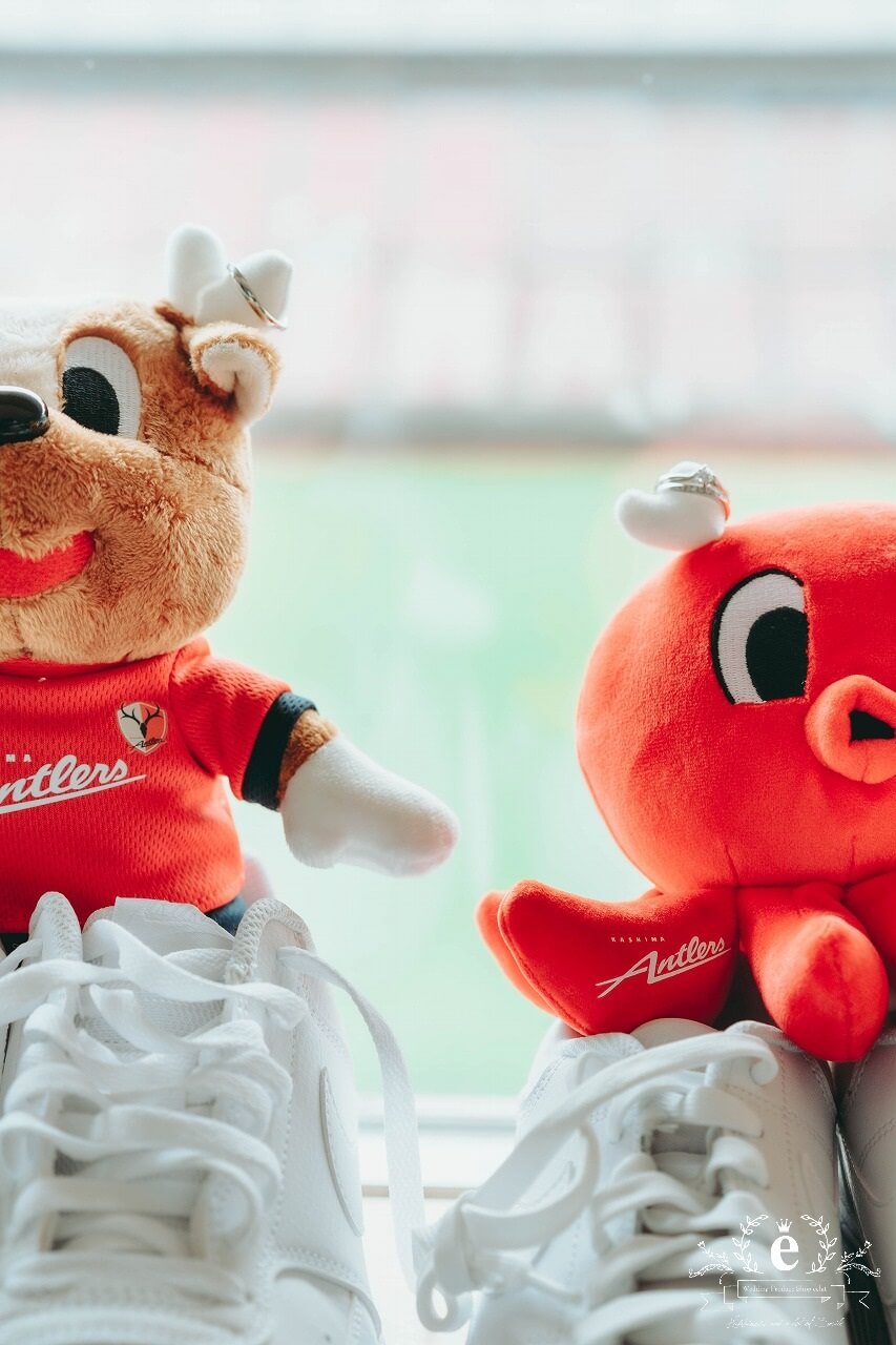 カシマサッカースタジアム カシマスタジアム カシマスタジアム前撮り スタジアム前撮り サッカー前撮り サッカーフォトウェディング ピッチ サッカー 茨城前撮り 茨城フォトウェディング スポーツ 趣味 自由 ユニフォーム 背番号 KASHIMA　鹿嶋市 エクラ スタジオ ロケ