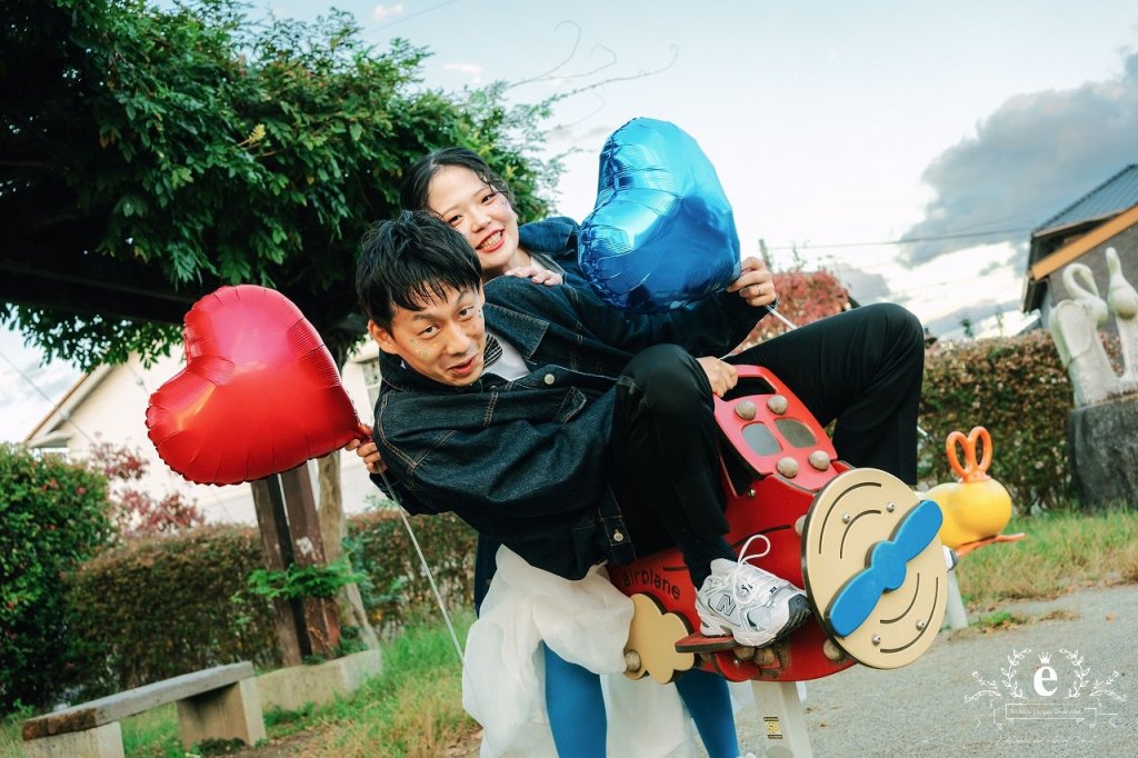鯨ヶ丘商店街 板谷坂 まいづる第一公園 実家 スタジオ 丸ライト カラーライティング 水戸街中 水戸夜 水戸前撮り 水戸フォトウェディング ナイトフォトウェディング 公園 茨城前撮り 茨城フォトウェディング コンフェッティー デニム 革ジャン 私服 自由 持ち込み おしゃれ 撮影 ロケ撮影 スタジオ撮影 夜