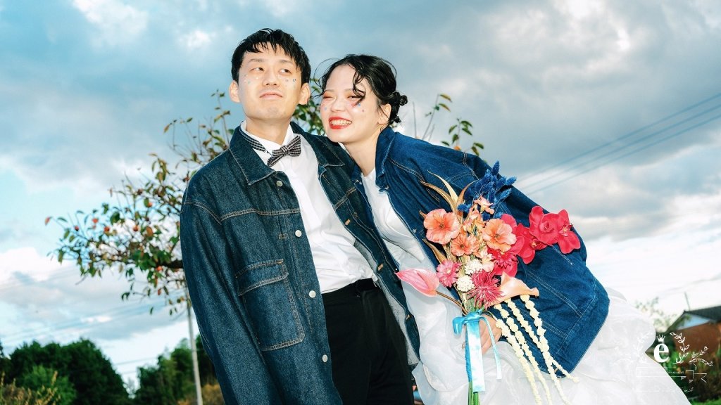 鯨ヶ丘商店街 板谷坂 まいづる第一公園 実家 スタジオ 丸ライト カラーライティング 水戸街中 水戸夜 水戸前撮り 水戸フォトウェディング ナイトフォトウェディング 公園 茨城前撮り 茨城フォトウェディング コンフェッティー デニム 革ジャン 私服 自由 持ち込み おしゃれ 撮影 ロケ撮影 スタジオ撮影 夜