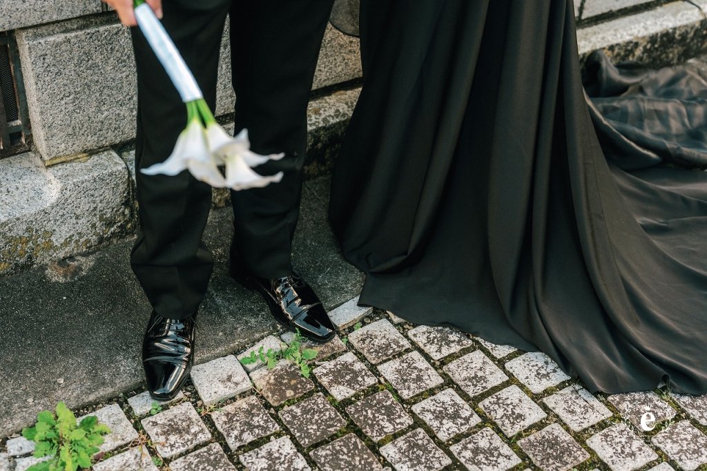 鯨ヶ丘商店街 板谷坂 まいづる第一公園 実家 スタジオ 丸ライト カラーライティング 水戸街中 水戸夜 水戸前撮り 水戸フォトウェディング ナイトフォトウェディング 公園 茨城前撮り 茨城フォトウェディング コンフェッティー デニム 革ジャン 私服 自由 持ち込み おしゃれ 撮影 ロケ撮影 スタジオ撮影 夜